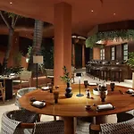 Tivoli La Caleta أذيخي