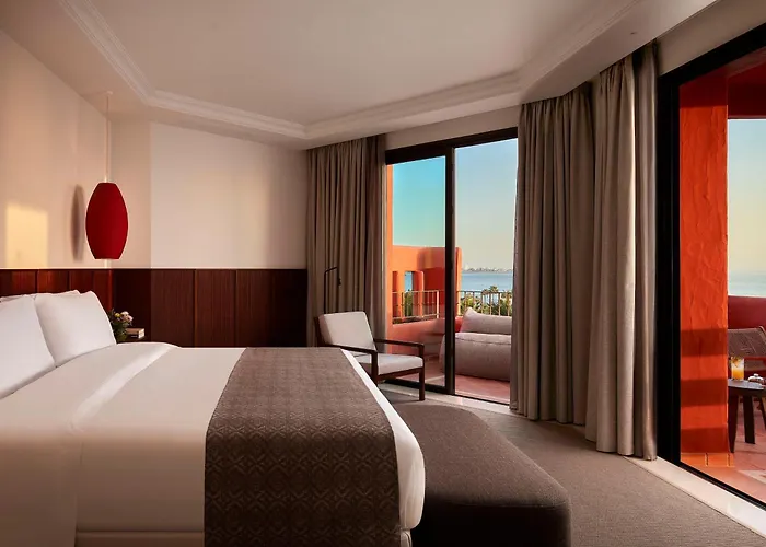 Tivoli La Caleta 5* Costa Adeje (Tenerife)