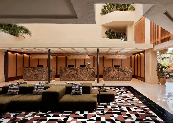 Hotel Tivoli La Caleta 5*