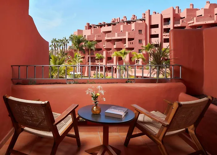 Tivoli La Caleta 5*