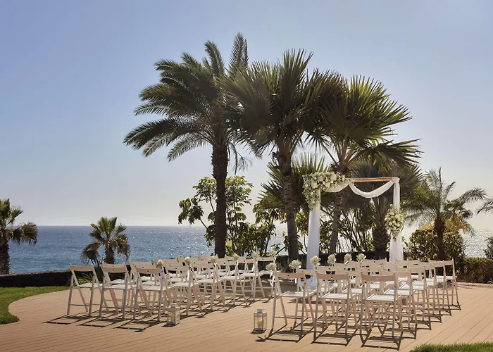 Hotel Tivoli La Caleta 5*