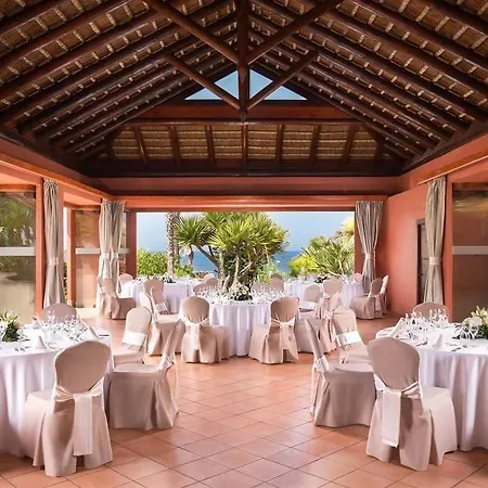 Tivoli La Caleta Адехе