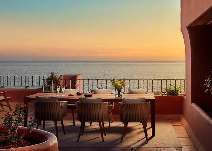 Tivoli La Caleta Адехе